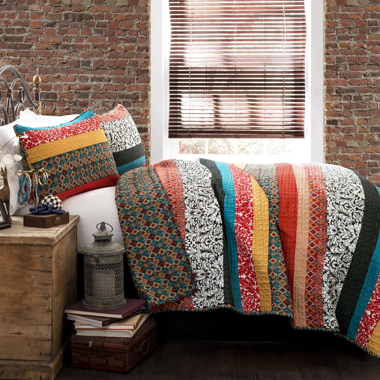 Lush Decor Boho Stripe Reversible Cotton Quilt Set – King