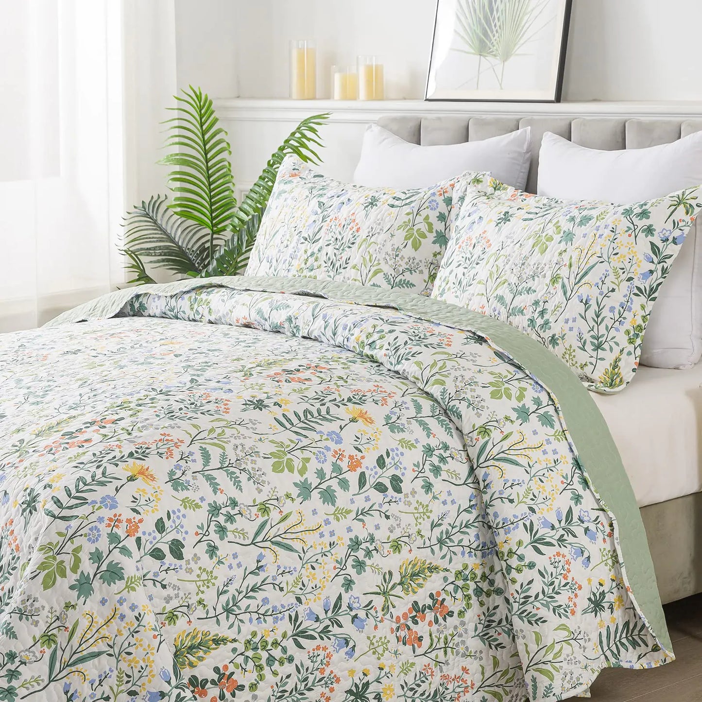 HoneiLife Wildflower Floral Quilt Set – Queen Size (3-Piece Reversible Bedding)